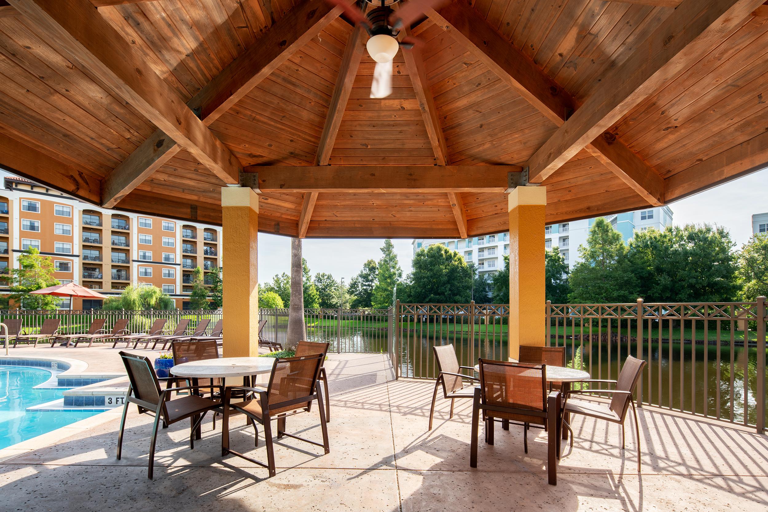 Floridays Orlando Two & Three Bed 4*